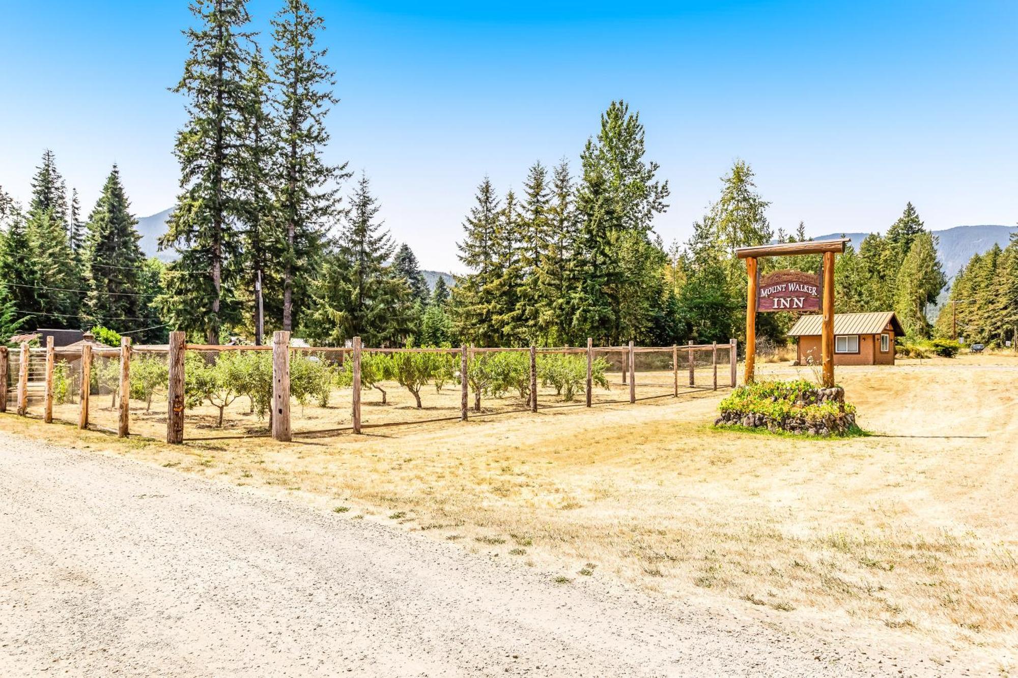 Quilcene Lodge At Mount Walker Inn Buitenkant foto